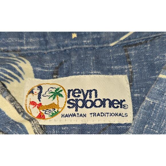 Reyn Spooner Men’s Hawaiian Shirt Size Medium - Picture 6 of 8